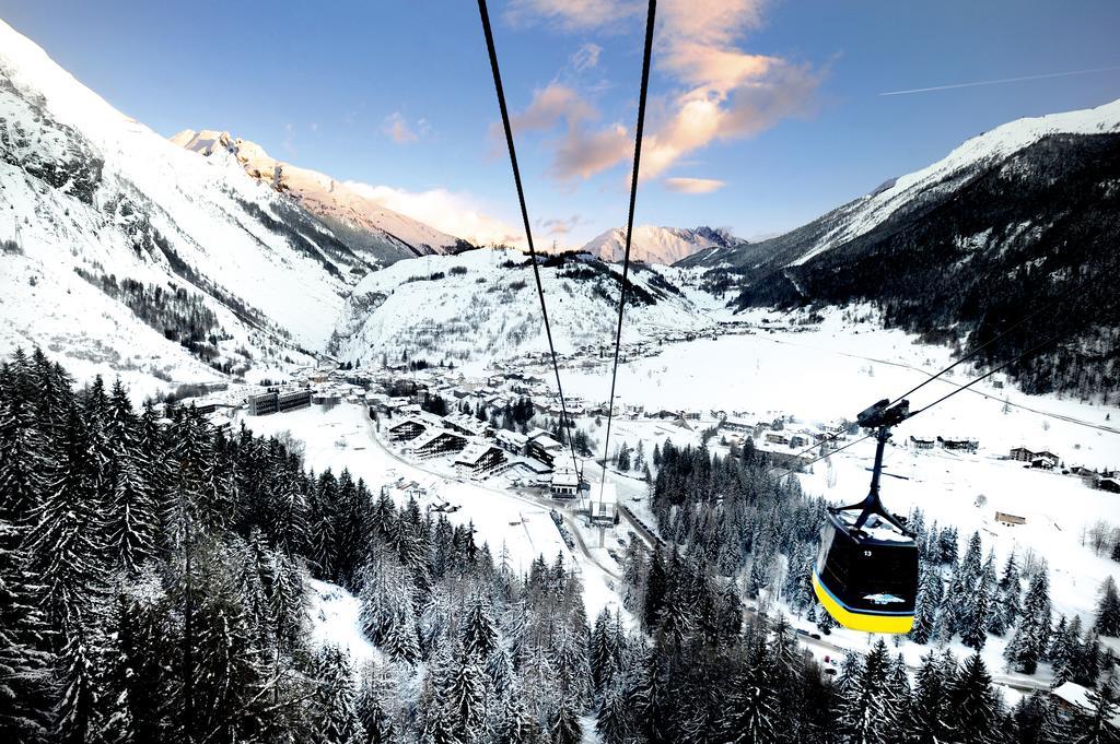 Montana Lodge&Spa La Thuile Esterno foto